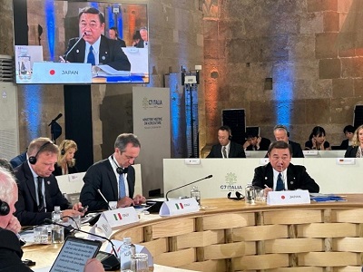 G7農業大臣会合で発言する坂本農林水産大臣