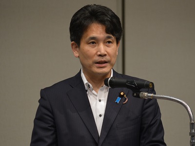 祝辞を述べる滝波農林水産副大臣