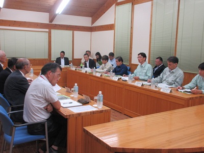 田村市で森林組合と意見交換を行う高橋農林水産大臣政務官