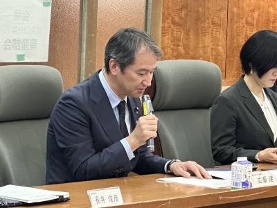 食料・農業・農村政策審議会畜産部会にて挨拶を行う広瀬農林水産大臣政務官