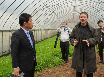 12月19日～20日 有機農業や果樹生産に係る農業現場・精米工場の現地視察及び関係者との意見交換