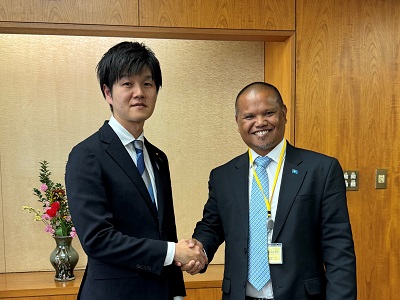 1月17日 スティーブン・ビクトル パラオ農業・漁業・環境大臣との会談