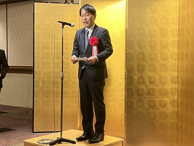 式典後のお茶会で乾杯の挨拶をする武村農林水産副大臣