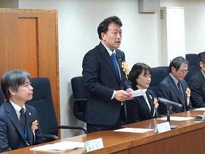 挨拶を行う笹川農林水産副大臣