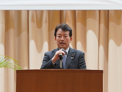 挨拶を行う笹川農林水産副大臣