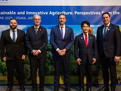 EU各国大臣等と滝波農林水産副大臣