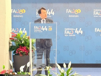国連食糧農業機関（FAO）総会にて政府代表演説を行う笹川農林水産副大臣