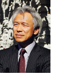 「大規模経営であっても親が子に技術を伝授していく。そんな家族経営的な米作りを徹底したデータ化で実現しています」と福原社長