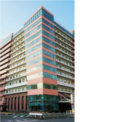 2009年、国際的な医療機能評価機関であるJCIより、日本初の認証を取得した亀田メディカルセンター。感染対策や医療の質の向上に積極的に取り組む