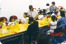 専門家の指導が受けられるフラワーアレンジメント