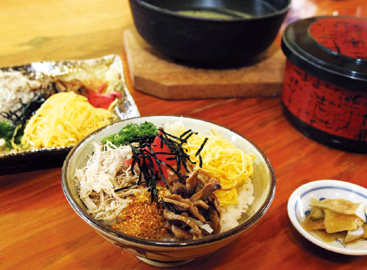 奄美大島 鶏飯の写真