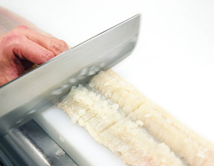 骨切りは料理人の腕の見せ所