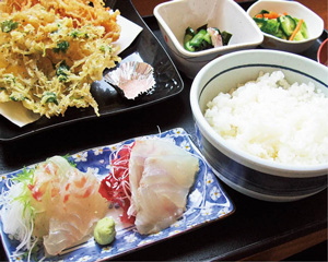 かあちゃん御膳の写真