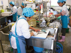 大洗町漁協の女性部員の写真