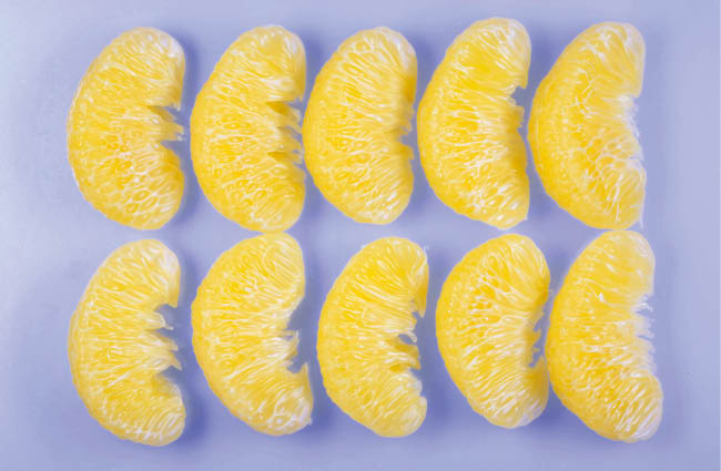 4.中の薄皮までほぐれるので、簡単にひと房ずつ取り出すことができる