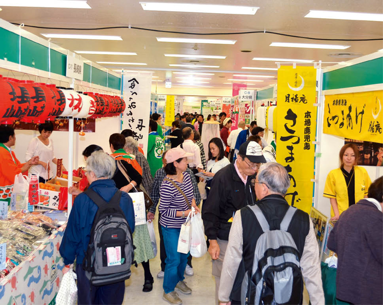 毎年大勢の来場者で賑わう