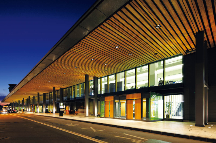 阿蘇くまもと空港（熊本県上益城郡益城町）