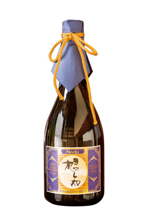 '13年、日ノ詰地区で収穫された五百万石特等米のみを使用したヴィンテージ。10,000円台~*価格は販売店により異なる