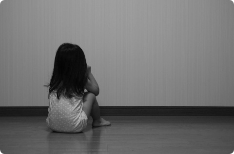 栄養が十分にとれない子供たち