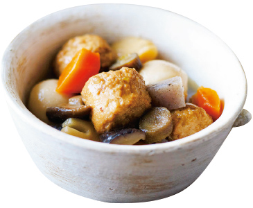 IZAMESHI Deli 名古屋コーチン入りつくねと野菜の和風煮