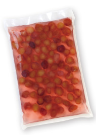 石巻柿工房の農家では、ぶどうなども栽培。それらを使った商品も販売している。「巨峰のシロップ漬け」1キログラム入り（固形） 2,851円（税込み）。