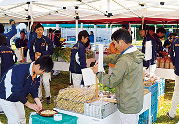 11月に開催されたイベント「農産物即売会」。