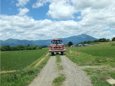 雫石町は日本百名山、標高2，038メートルの岩手山のふもとに位置する。