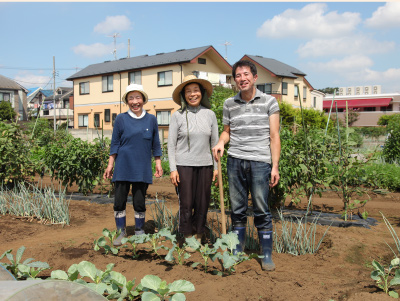 林和枝さん（左）、貞弘優子さん（中）、長崎亮さん（右）