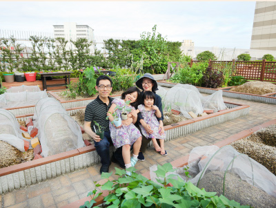 柴田哲（さとし）さん、公子さんのご一家