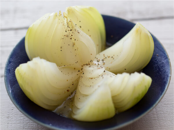 玉ねぎの和風レンチン蒸し