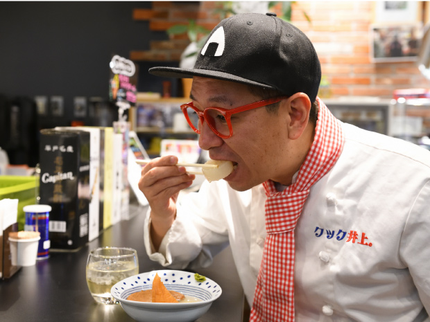 焼酎もいただけるイートインスペースでは、長崎おでんが味わえます