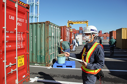 事務作業も大切な仕事
