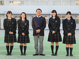 学生×教育機関×農業女子  チーム“はぐくみ”