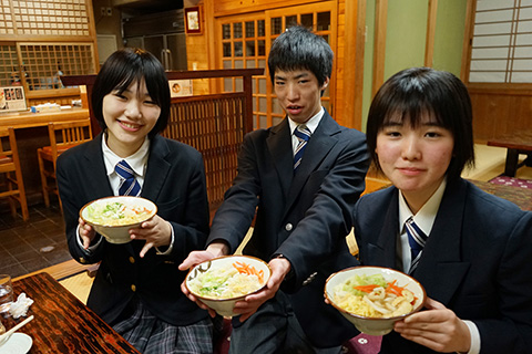 写真:うどん部のみなさん