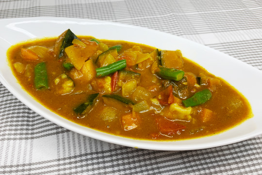 写真:本格スパイスの野菜カレー