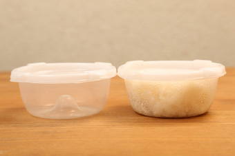 写真:ご飯保存容器