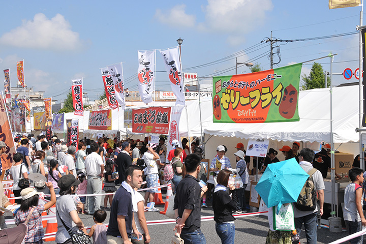 写真:B級グルメイベントの様子