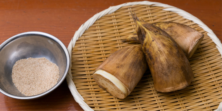 写真:たけのこと米ぬか