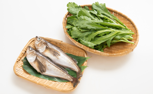 画像:ハタハタ と 春菊(菊菜)