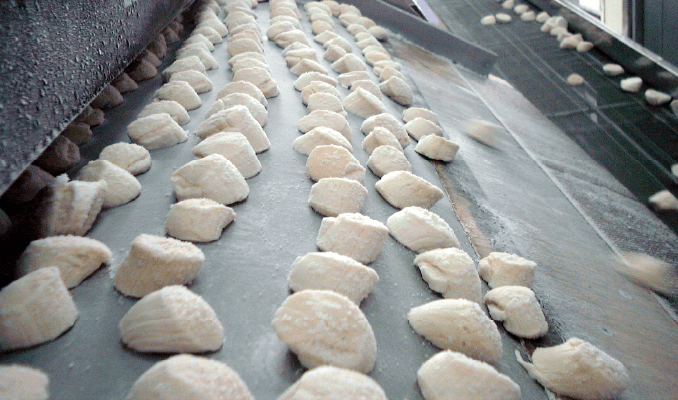 画像：マイナス40度で急速冷凍します。