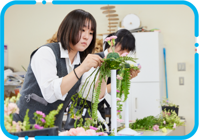 資格検定に向けて練習中