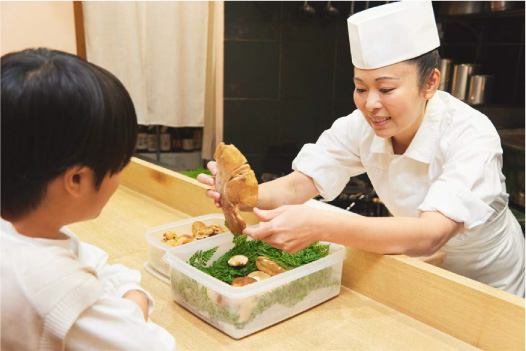 堀内さやかさん