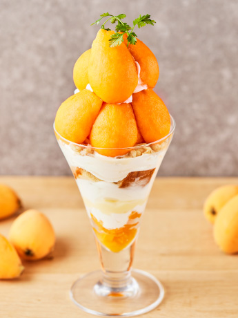 長崎県産びわパフェ