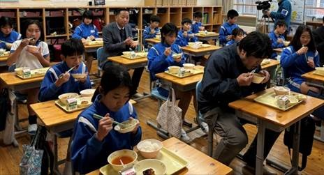 学校給食