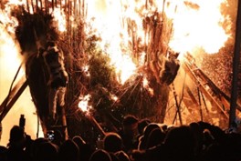 鳥羽の火祭り