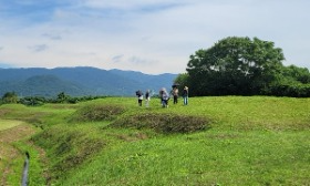国史跡「阿津賀志山防塁」 案内活動による顕彰がつづけられる
