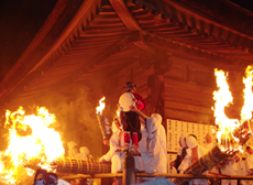 瀧山寺鬼祭り【重要無形民俗文化財】
