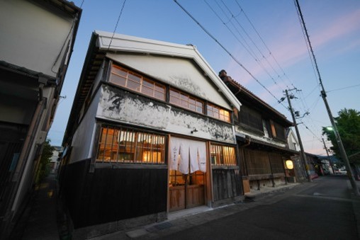 古民家オーベルジュ施設として改修した「旧戸田家住宅」