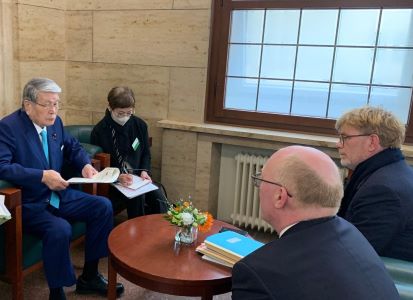 フランスバイ会談