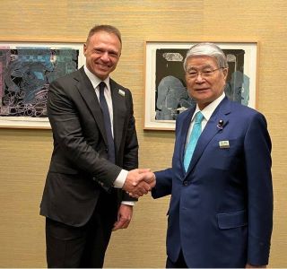 イタリアバイ会談